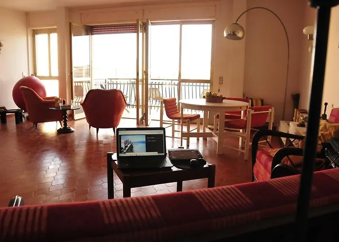 In Riva Al Mare Apartment *